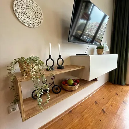 Greenstudio W Apartment